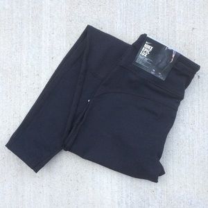 Nike Black Leggings (NWT)